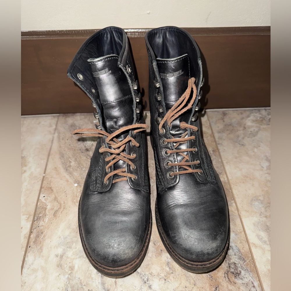Dr. Martens vintage boots Silver leather